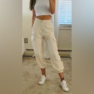 Zara Linen Cargo Jogger Pants In Cream
Size 6